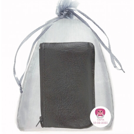 Portefeuille en simili cuir noir avec sac en organza et autocollant personnalisé Un détail élégant et pratique