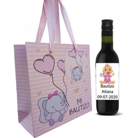 Invités de baptême de vin rouge avec sac