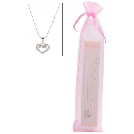 Chaîne avec pendentif en forme de cœur dans un sac en organza