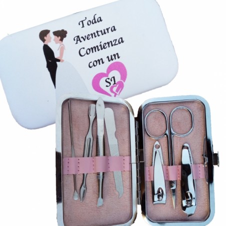 Manucure de mariage personnalisée avec boîte et phrase