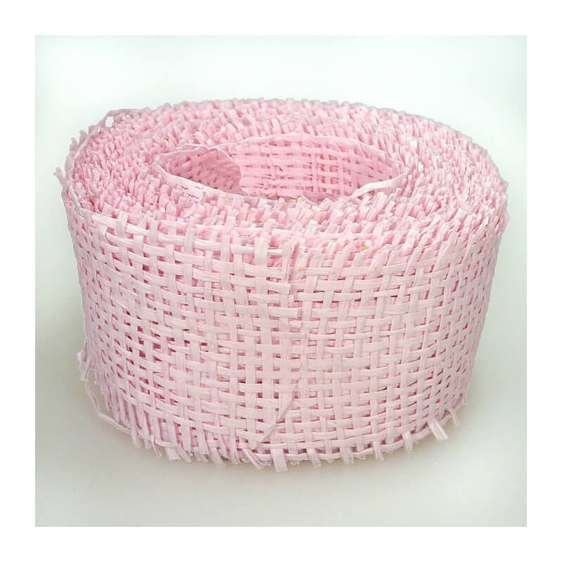 Rouleau de ruban en maille rose