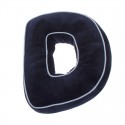 Coussin bleu marine en forme de lettre D