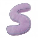Coussin rose en forme de lettre S