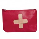 Trousse de toilette, trousse de premiers secours, pansement