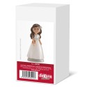 Figurine de fille pour gâteau de communion avec robe blanche et chapelet.