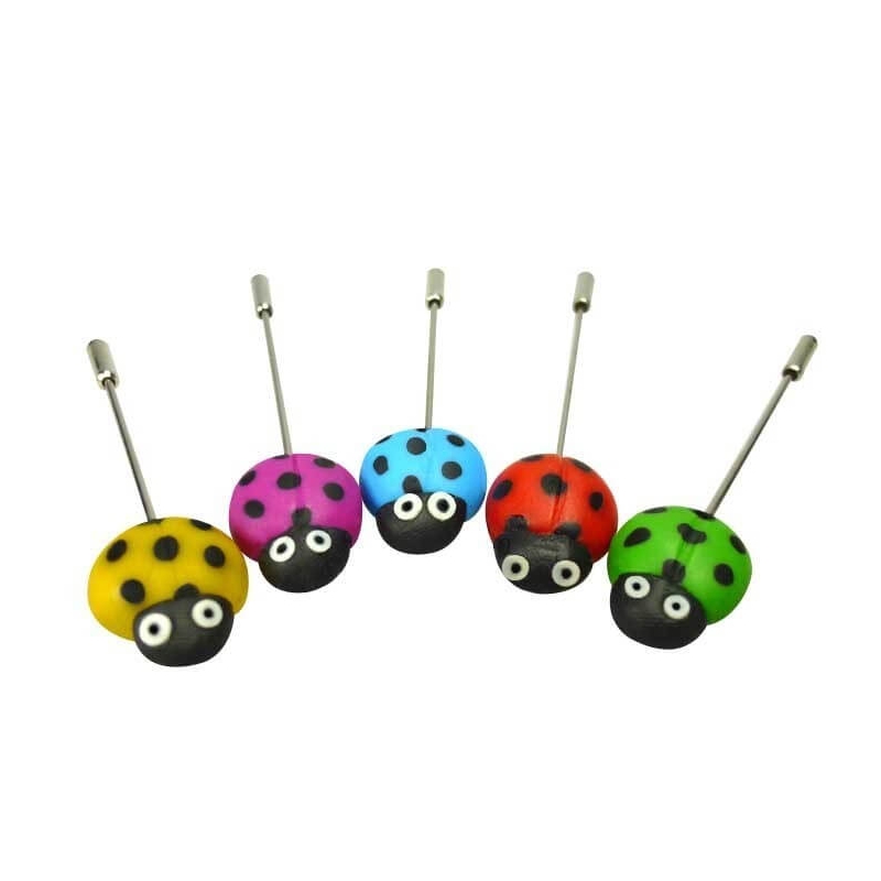 Cadeaux femme broches coccinelle