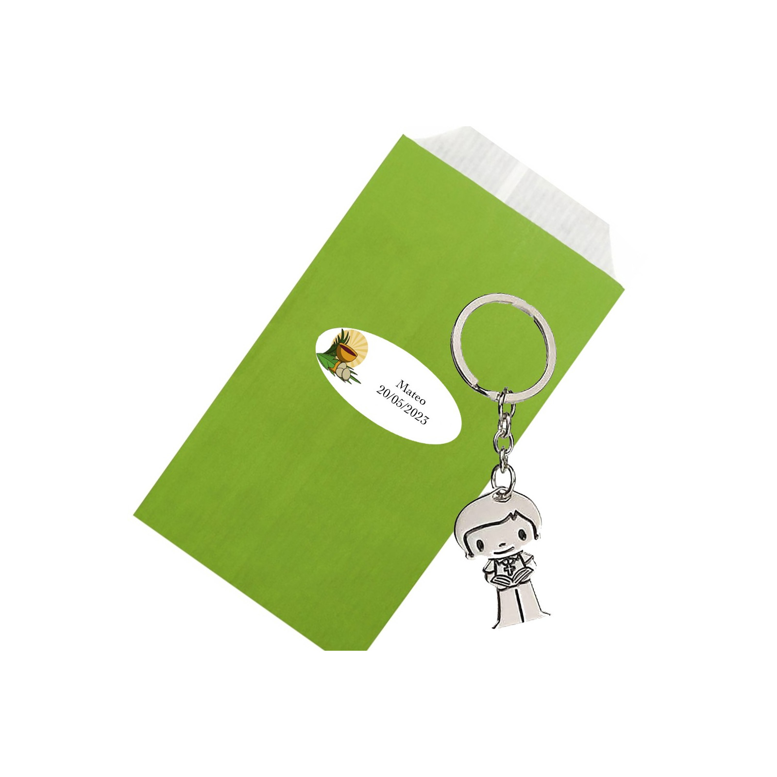 Porte clés de communion garçon dans une enveloppe kraft verte personnalisée
