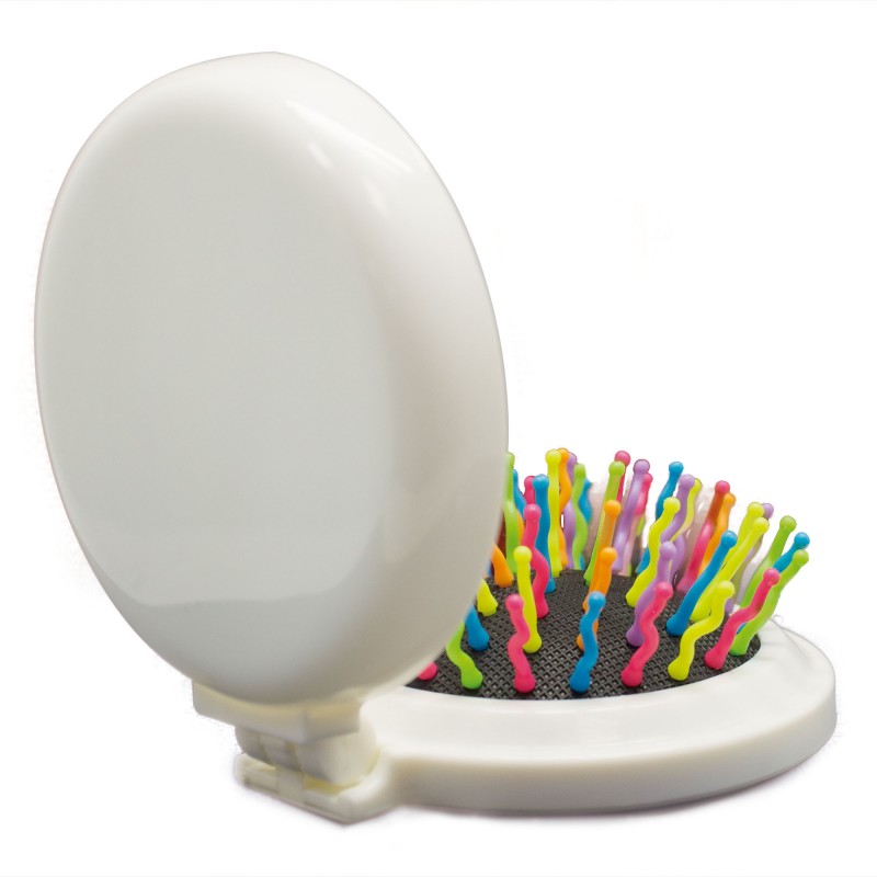 Miroir avec Brosse Le détail pratique et original pour vos événements
