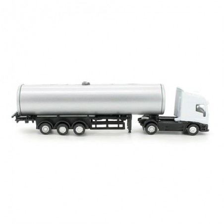 Réplique miniature d'un camion-citerne jouet avec des détails réalistes