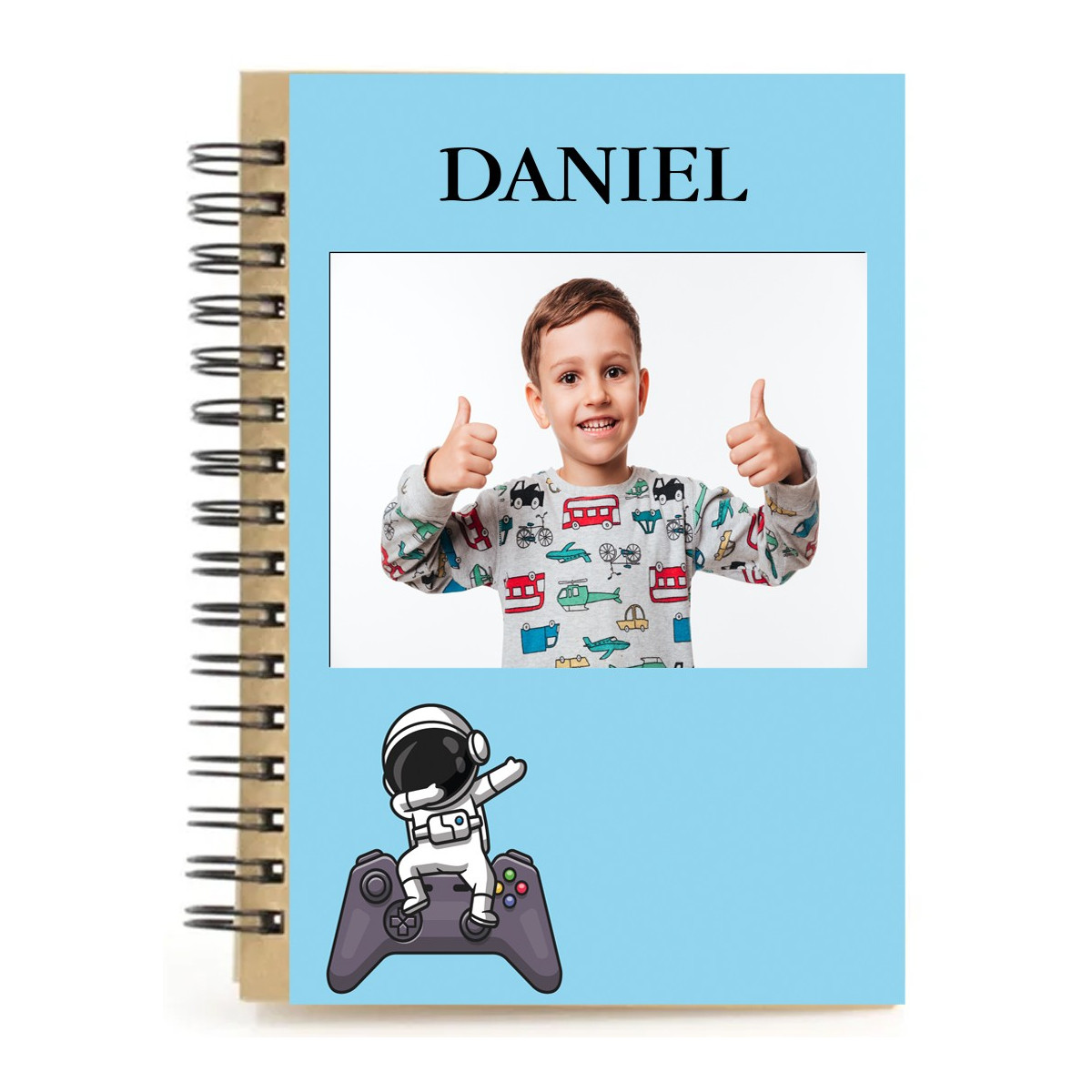 Cahier de jeu personnalisé avec nom et photo en couleur