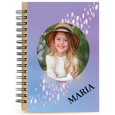 Cahier personnalisé avec des pétales de fleurs, nom et photo en couleur