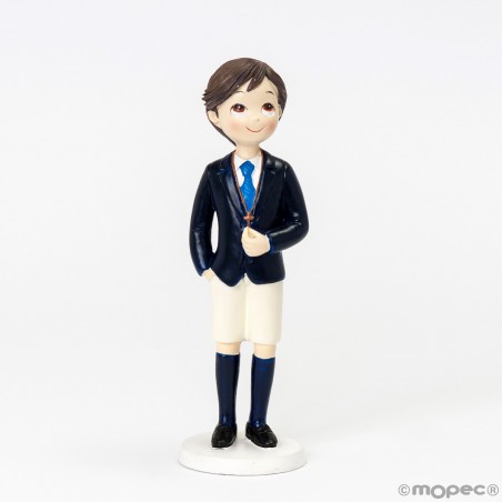 Figure de gâteau de communion garçon brun avec un short