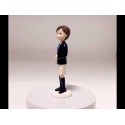 Figure de gâteau de communion garçon brun avec un short