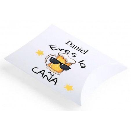 Bracelet tressé avec le nom de l'invité en autocollant personnalisé et boîte cadeau