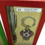 Cartera coupe-ongles et stylo dans une boîte personnalisée pour les fans de football
