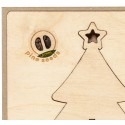 Carte postale de noël avec des objets artisanaux en forme d arbre de noël