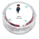 Chapelet parfumé présenté dans une boîte transparente personnalisée avec un autocollant de communion garçon