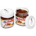 Pot de nutella avec cuillère de biscuit dans un sac en organza et personnalisé avec un autocollant pour les mariages