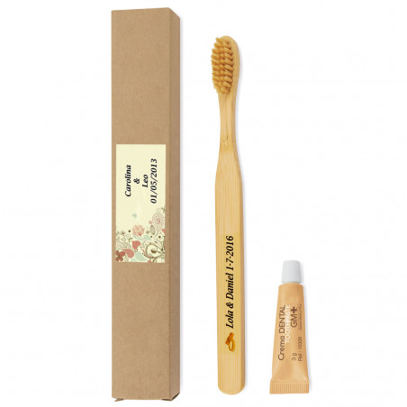 Brosse à dents en bambou personnalisée avec autocollant avec dentifrice dans une boîte en carton