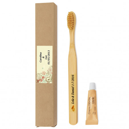 Brosse à dents en bambou personnalisée avec autocollant pour mariage avec dentifrice dans une boîte en carton