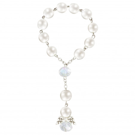 Chapelet de perles blanches pour baptême présenté dans une boîte décorée d adhésif