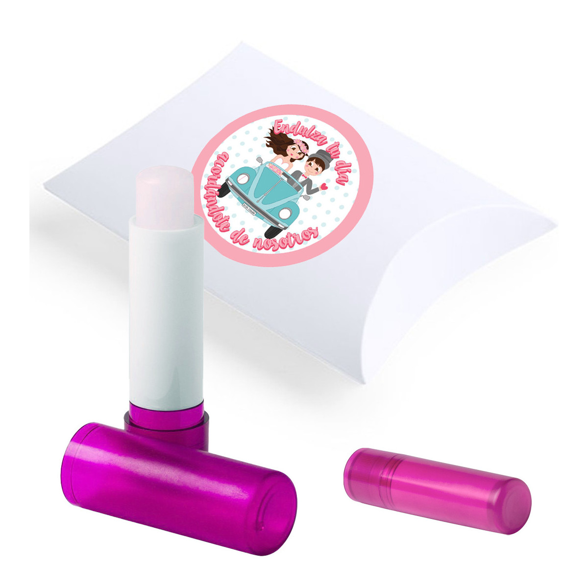 Stick brillant à lèvres présenté dans une boîte avec un autocollant de mariage