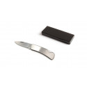 Couteau en acier inoxydable de couleur argent dans une boîte cadeau avec autocollant personnalisé pack cadeau