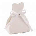 Baume à lèvres dans une boîte personnalisée avec adhésif pour cadeaux de communion