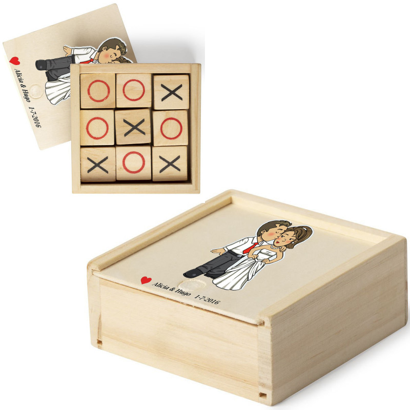 Tic-tac-toe dans un coffret cadeau de mariage personnalisé
