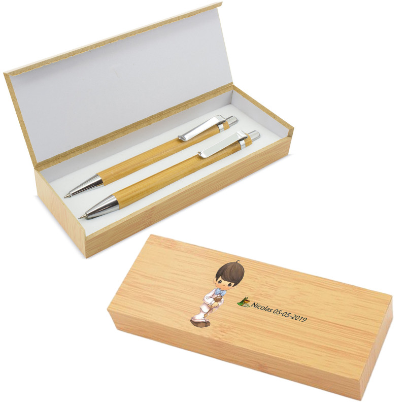 Stylo à bille et crayon mécanique dans un étui en bambou avec autocollants pour cadeaux de communion pour adolescents.