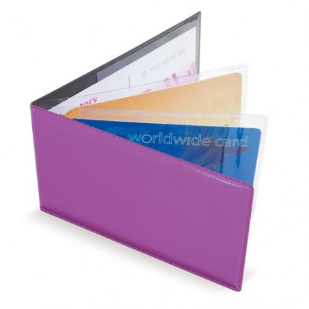 Porte-cartes pour femme de couleur lilas présenté dans un sac transparent avec un autocollant d'image