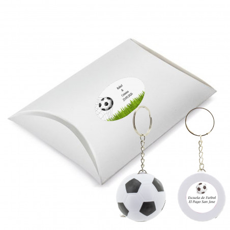 Porte clés avec compteur en forme de ballon de football personnalisé présenté dans une boîte