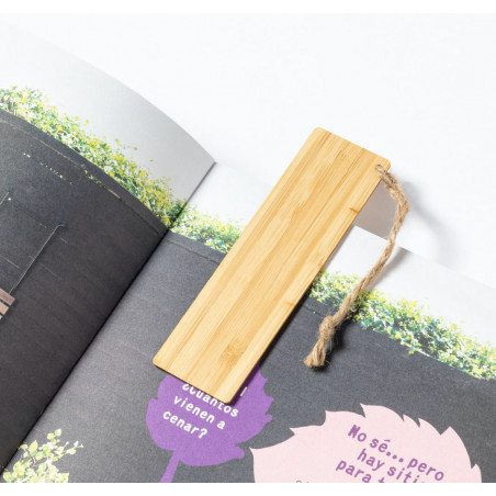 Marque page baptême original en bambou