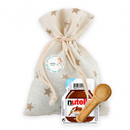Nutella avec cuillère à biscuits dans un sac en tissu et badge personnalisé pour les détails de la communion des filles