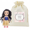 Poupée princesse dans un sac en tissu avec un autocollant personnalisé