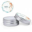 Baume à lèvres vegan dans une boîte en aluminium avec un autocollant personnalisé pour les détails de la communion de la fille.