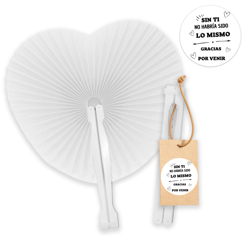 Éventail blanc avec étiquette personnalisée pour des souvenirs de mariage