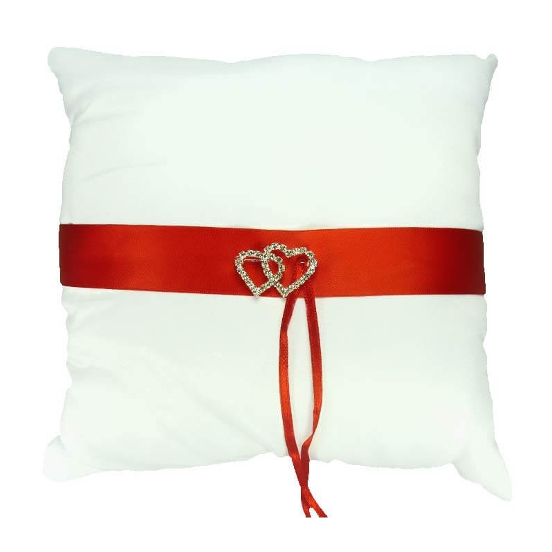 Coussins rouges pour mariages