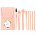 Ensemble de pinceaux dans une trousse personnalisée pour les détails