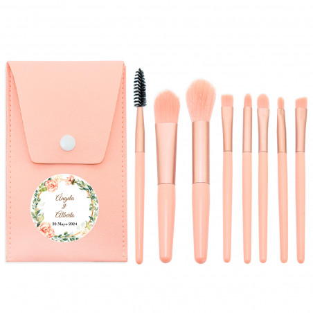 Ensemble de pinceaux dans une trousse personnalisée pour les détails