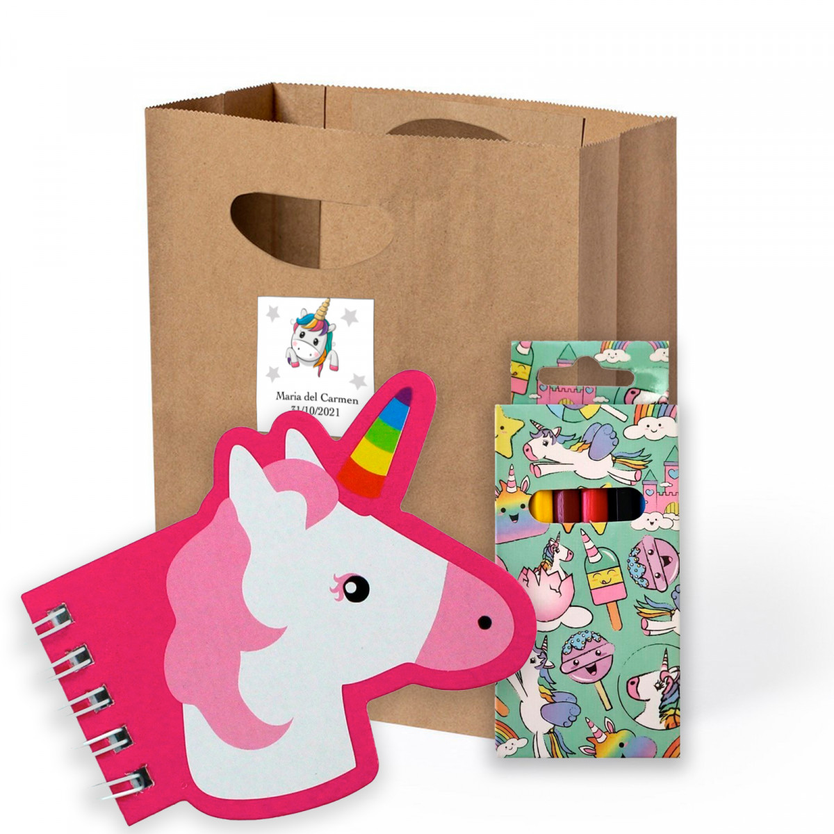 Cahier et crayons licorne dans une boîte licorne dans un sac avec un autocollant personnalisé pour les détails