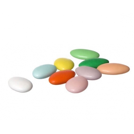Dragées de différentes couleurs, un classique pour les événements