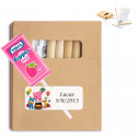 Coffret avec crayons de couleur et taille-crayon avec cuillère à fraise et autocollant Pocoyo personnalisé pour plus de détails