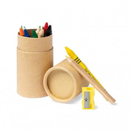Trousse avec des couleurs, des crayons et un taille-crayon personnalisé pour les détails
