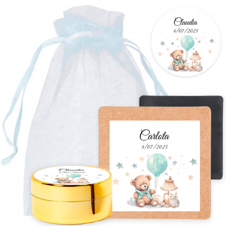 Baume à lèvres et aimant personnalisés dans un sac en organza pour cadeaux de baptême