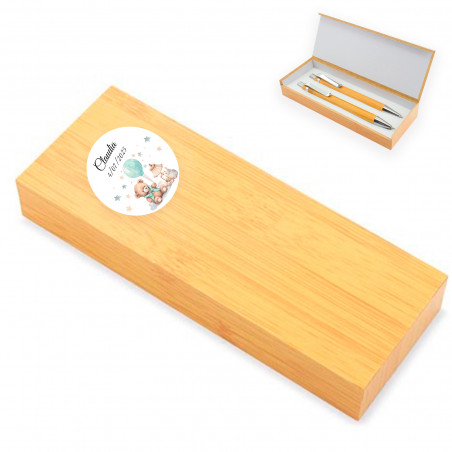 Set de stylo à bille et porte-mine en bambou dans une boîte avec autocollant personnalisé pour détails de baptême
