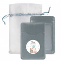 Porte-cartes argenté personnalisé dans un sac en organza pour les cadeaux de baptême
