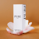Parfum et boîte métallisée des rois mages dans une boîte de présentation avec un autocollant personnalisé pour un cadeau de Noël