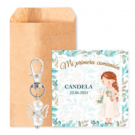 Porte-clés ange gardien avec carte de remerciement personnalisée dans une enveloppe kraft pour les détails de communion