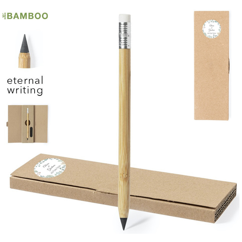 Crayon infini avec gomme dans une boîte en carton et autocollant personnalisé